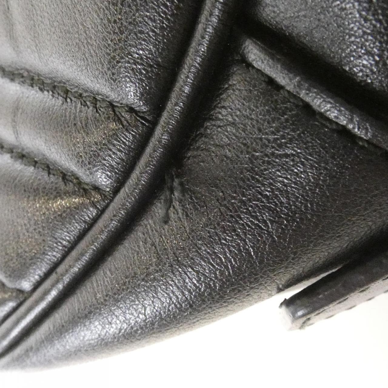 グッチ GG MARMONT 447632 DTD1T ショルダーバッグ