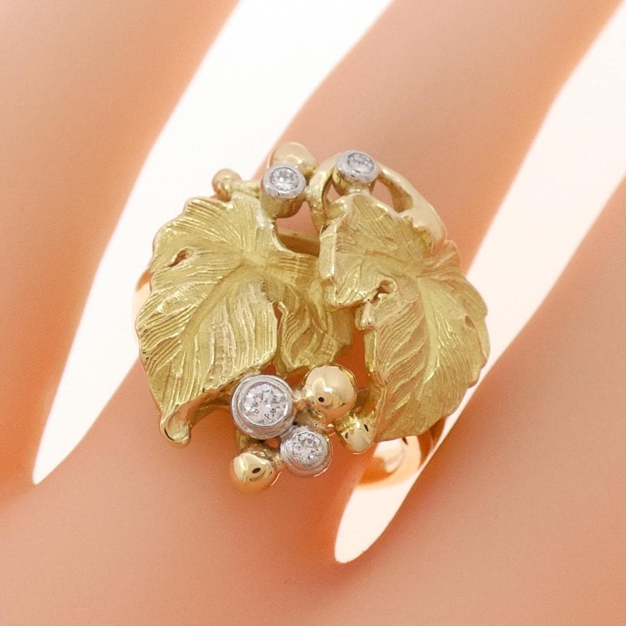 アズ タイム ダイヤモンド リング