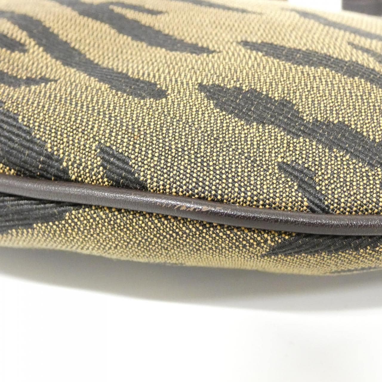 【ヴィンテージ】フェンディ 8BR229 ショルダーバッグ