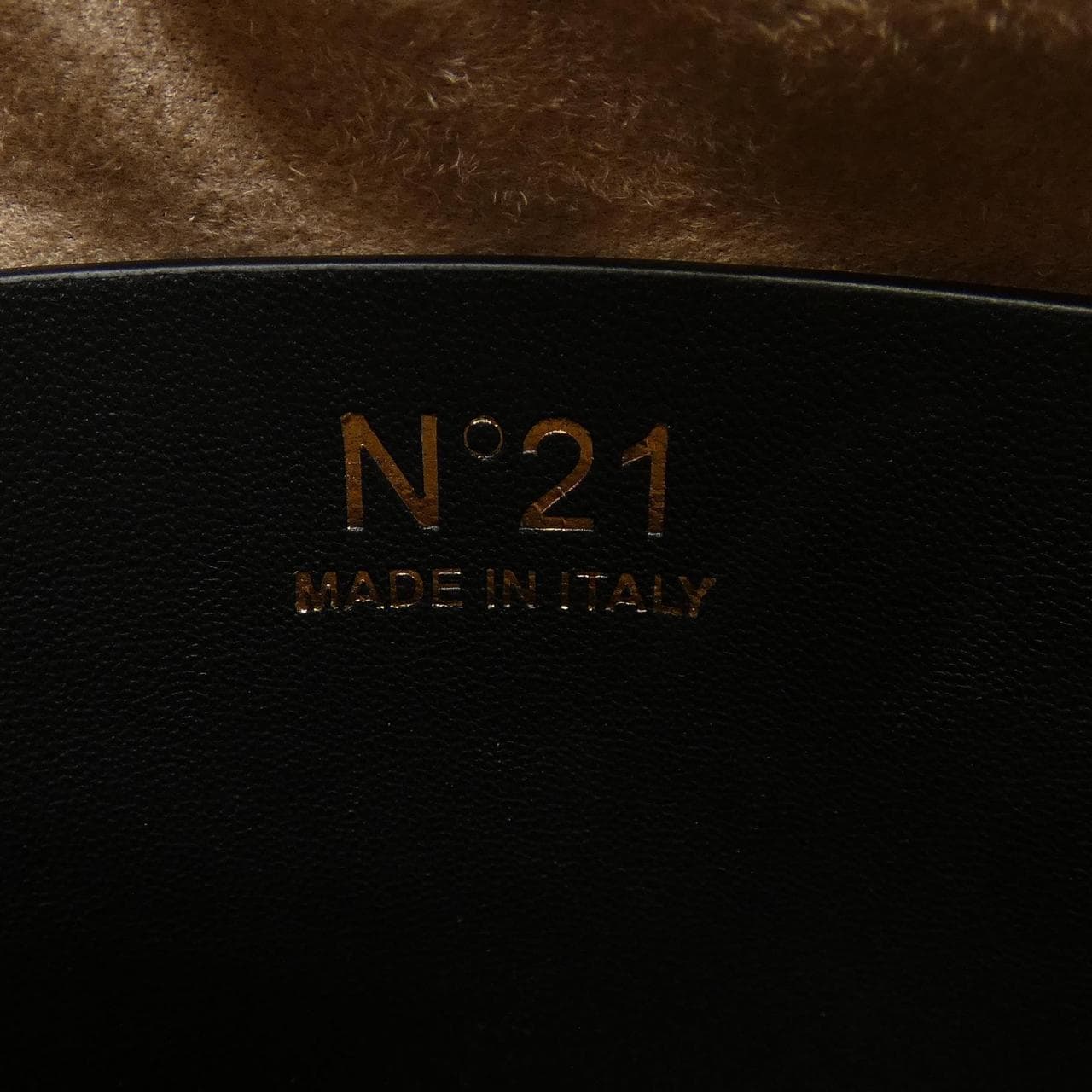 ヌメロヴェントゥーノ N°21 BAG