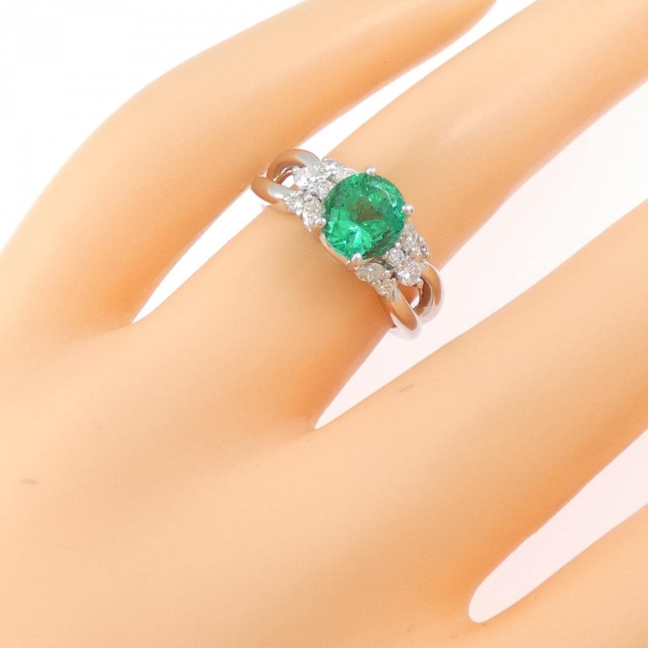 PT900 エメラルド リング 1.30CT