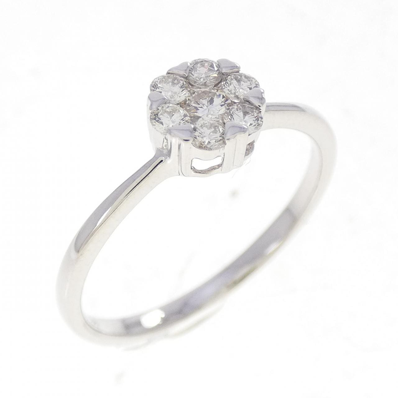750WG フラワー ダイヤモンド リング 0.28CT