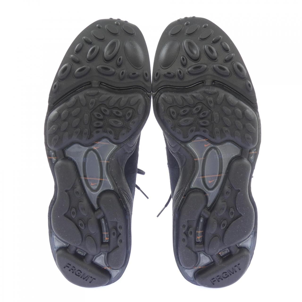 ナイキ NIKE スニーカー