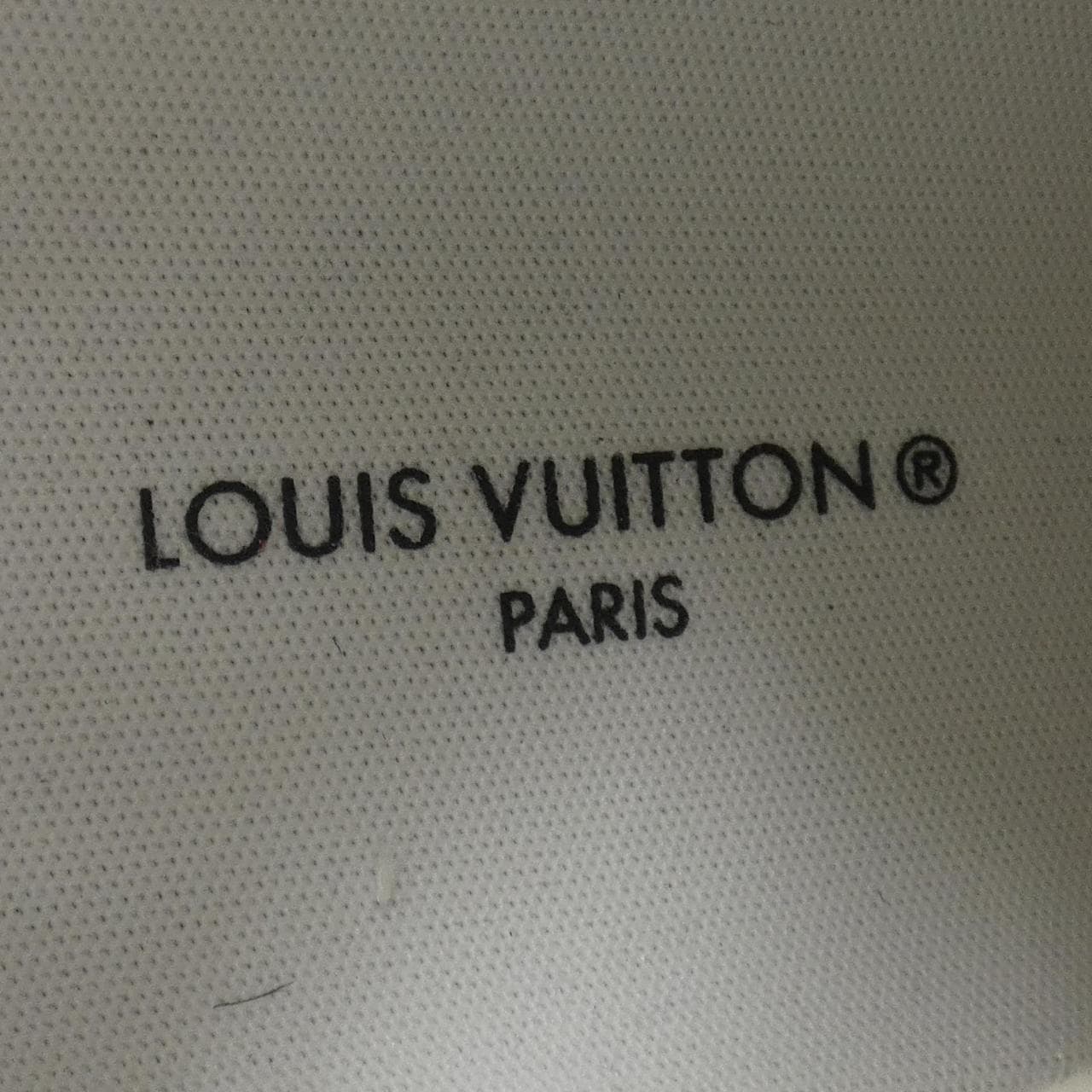 LOUIS VUITTON运动鞋