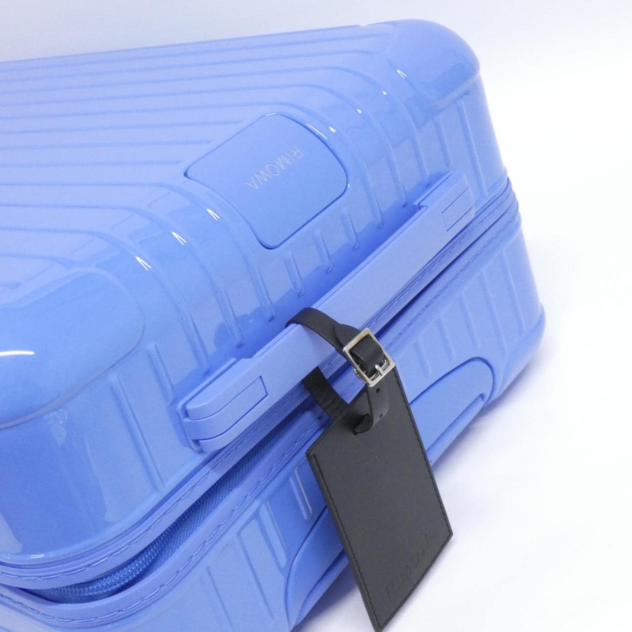 リモワ ESSENTIAL キャビン 36L 83253741 キャリーバッグ