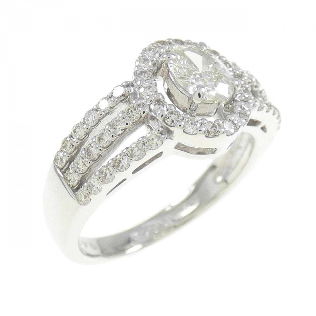 K18WG Diamond Ring 0.345CT L SI1 Oval Cut