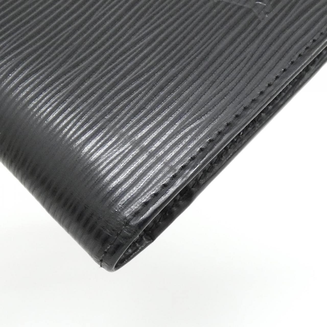 ルイヴィトン エピ ポルトフォイユ ブラザ M66542 財布