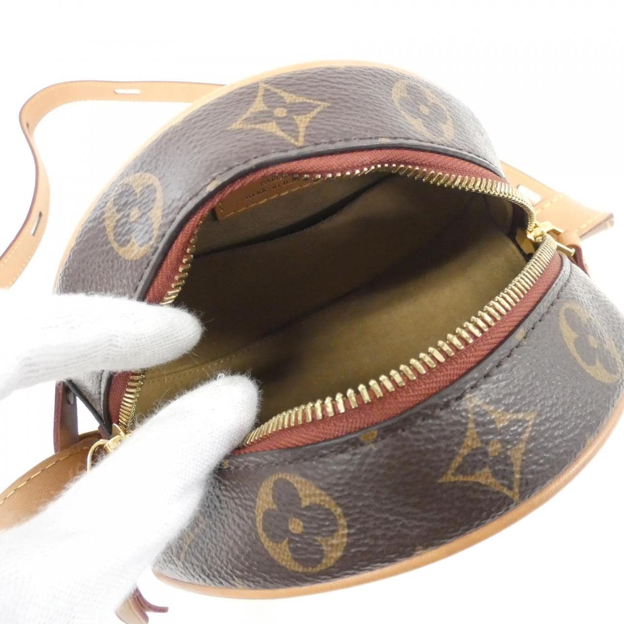 LOUIS VUITTON Monogram Boite Chapeau Souple M45578 Shoulder Bag