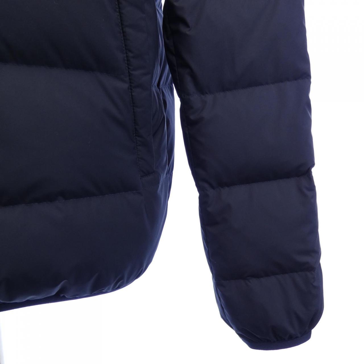 グッチ GUCCI 794821 Z8BTA ダウンジャケット