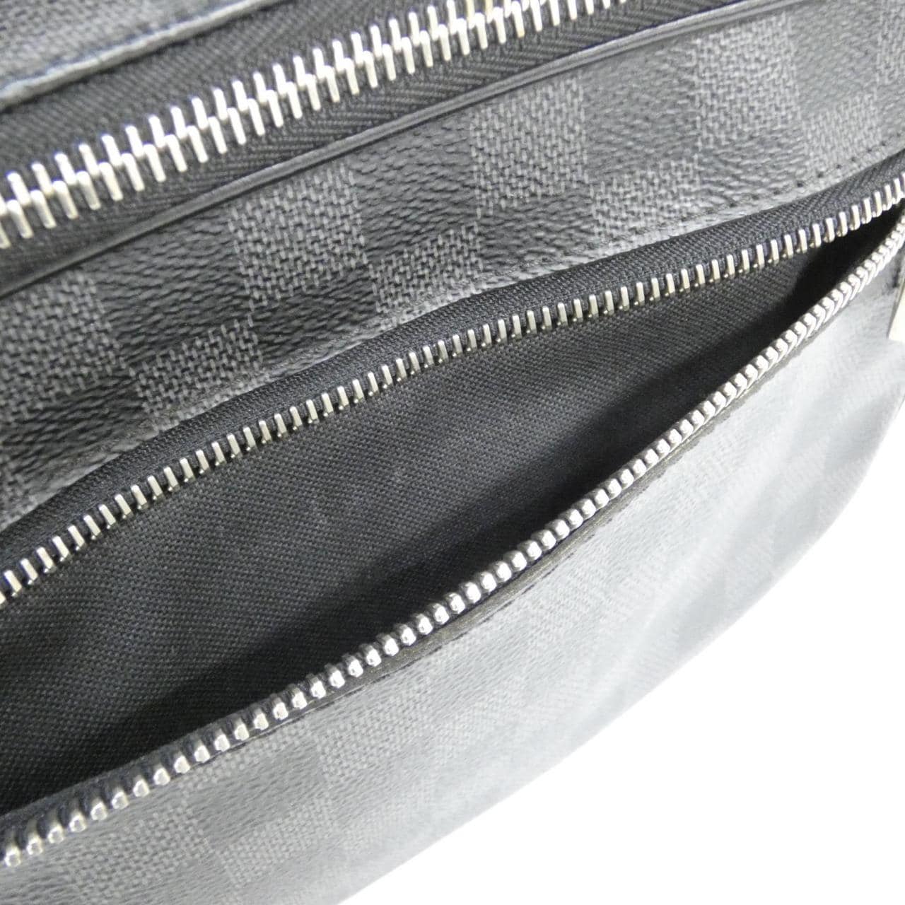 ルイヴィトン ダミエ グラフィット アンブレール N41289 ショルダーバッグ