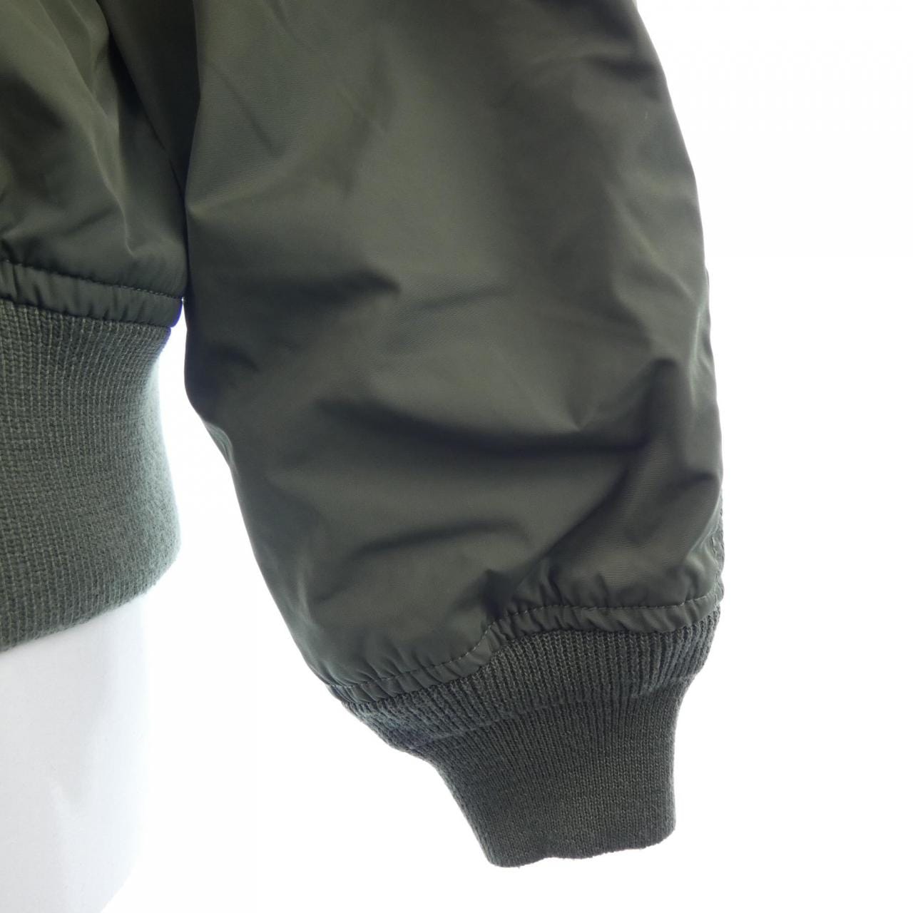 アルファ ALPHA ブルゾン