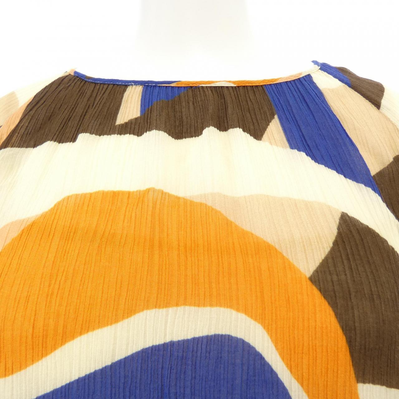 マークケイン MARC CAIN トップス