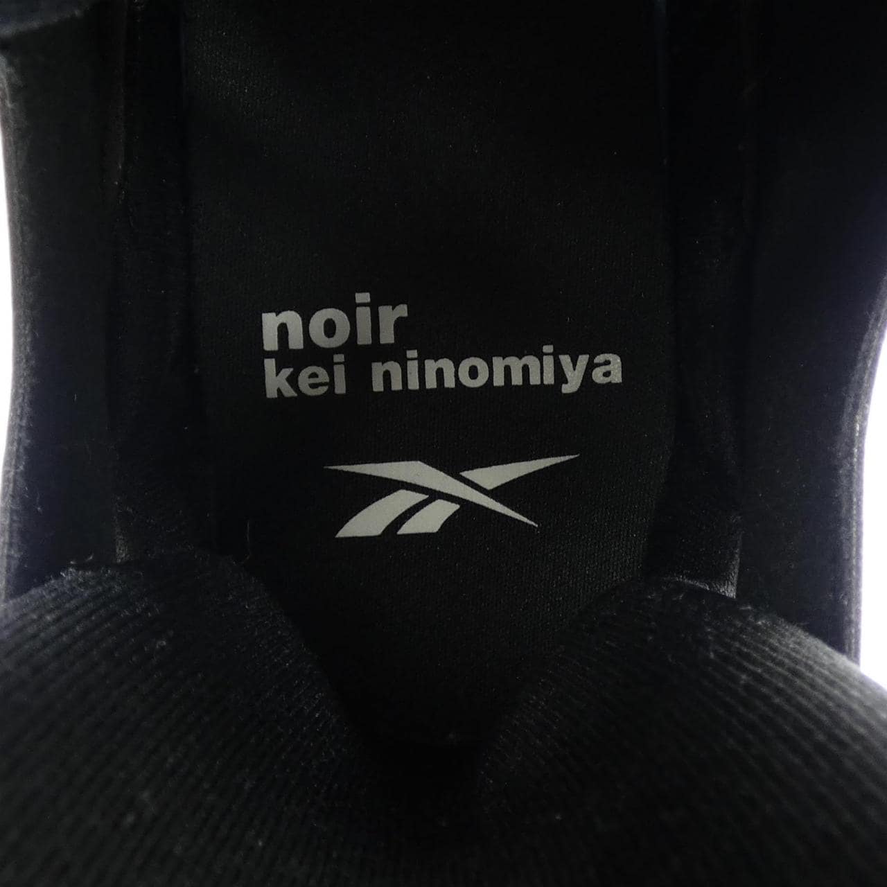 ノワールケイニノミヤ noir kei ninomiya REEBOK 100261760 スニーカー