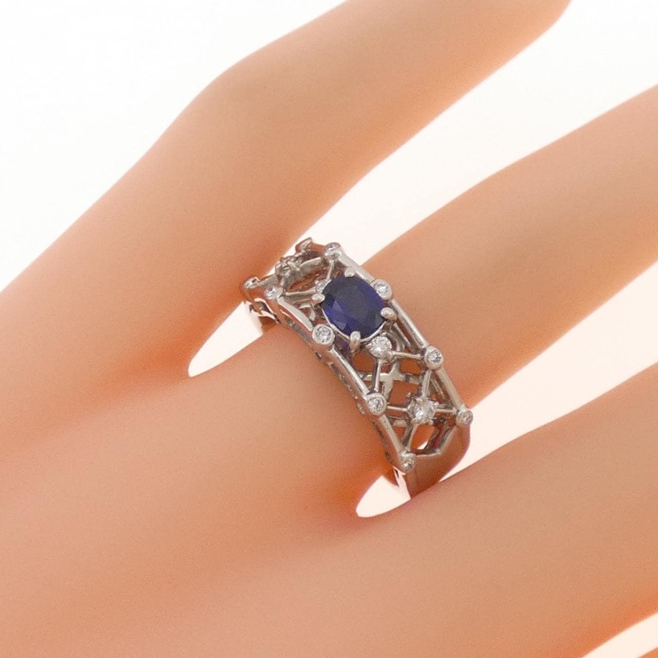 PT900 サファイヤ リング 0.36CT