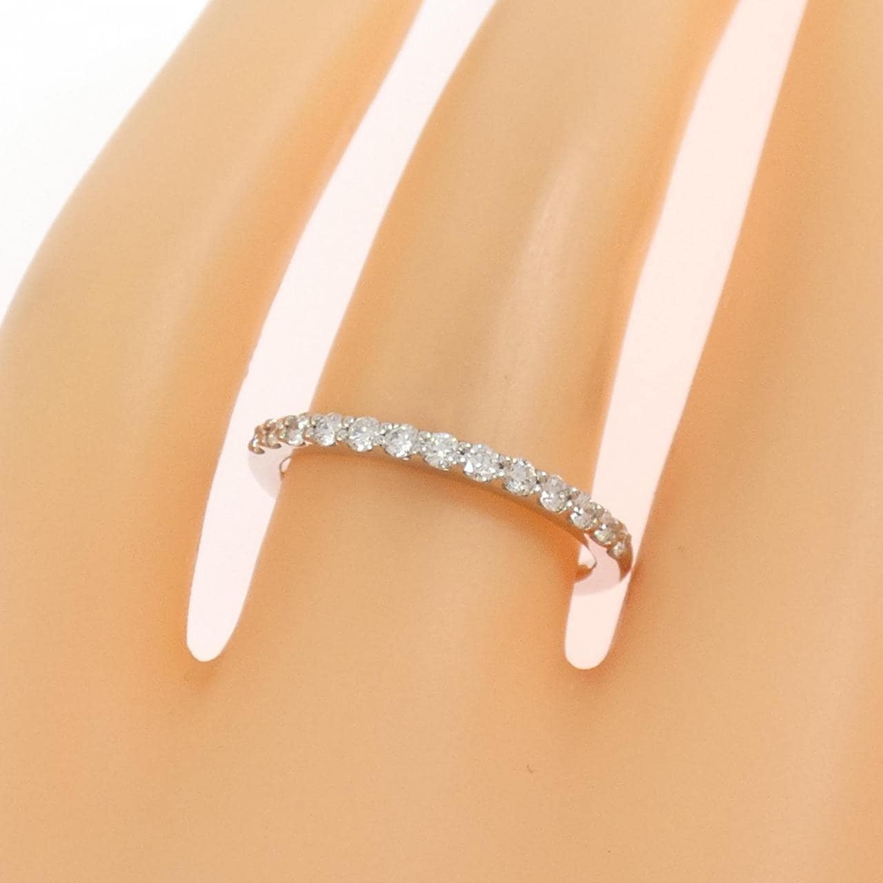 ジーエスティービー ダイヤモンド リング 0.25CT