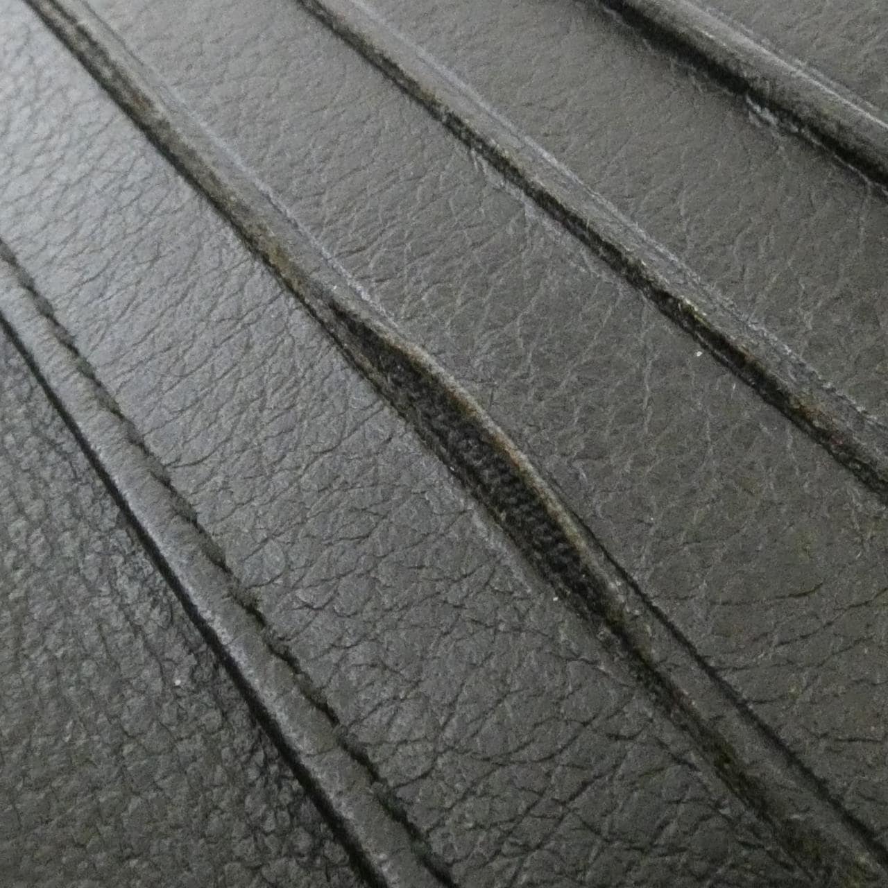 シャネル ファンシーCC ライン 財布