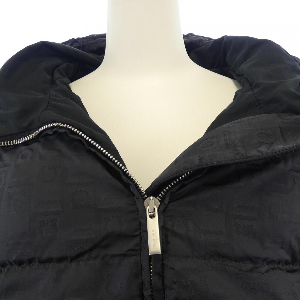 フェラガモ FERRAGAMO 13 G470 ジャケット
