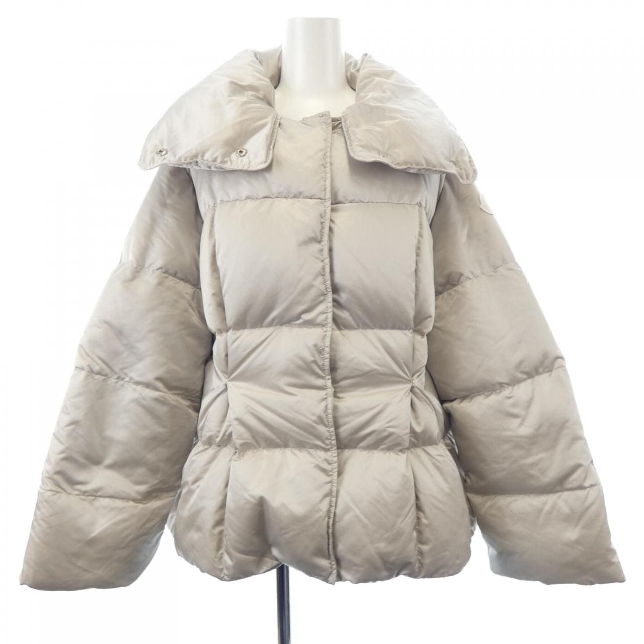 モンクレール MONCLER ダウンジャケット