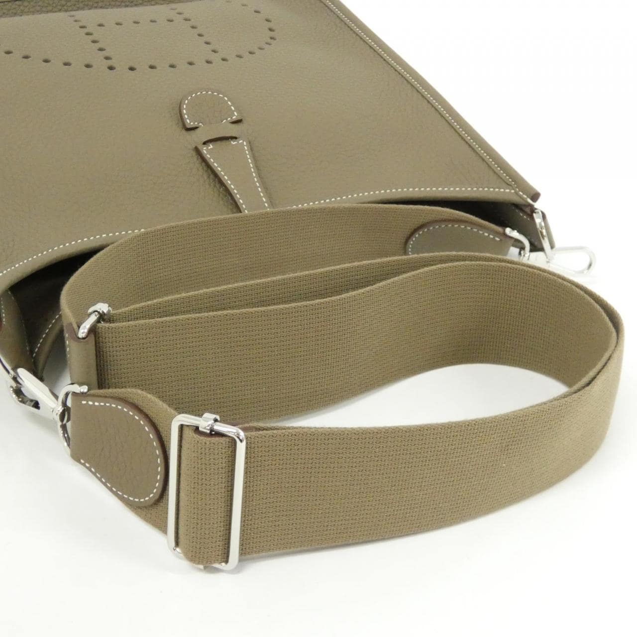 【未使用品】エルメス エヴリン3 PM 056277CK ショルダーバッグ
