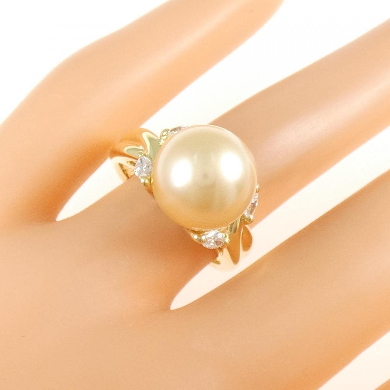 K18YG White Butterfly Pearl ring 11.5mm