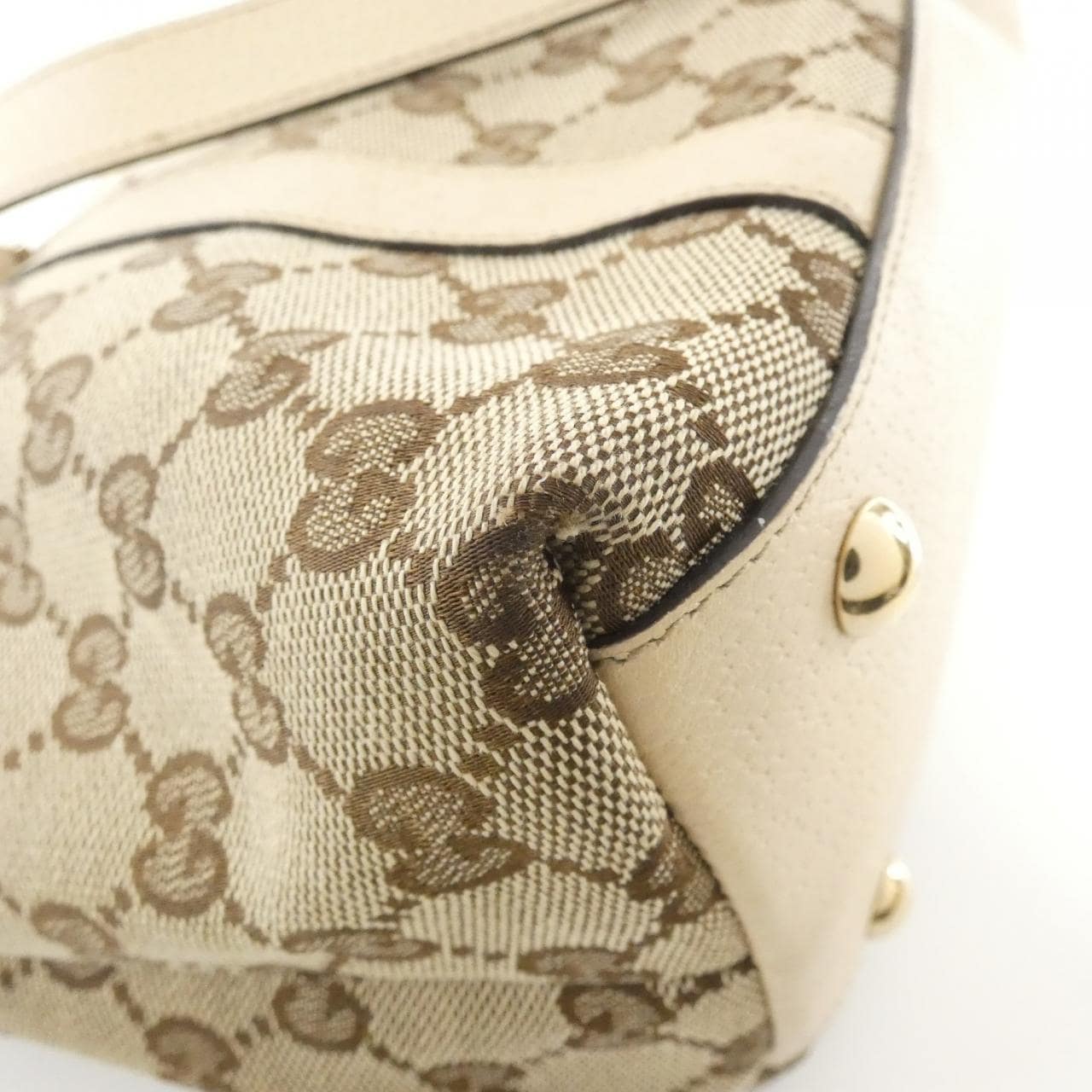 グッチ 141470 KY9JG バッグ