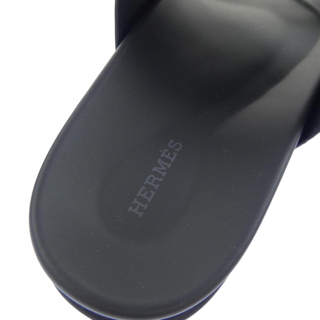 エルメス HERMES ジャクソン ケリーバックル 242951Z サンダル