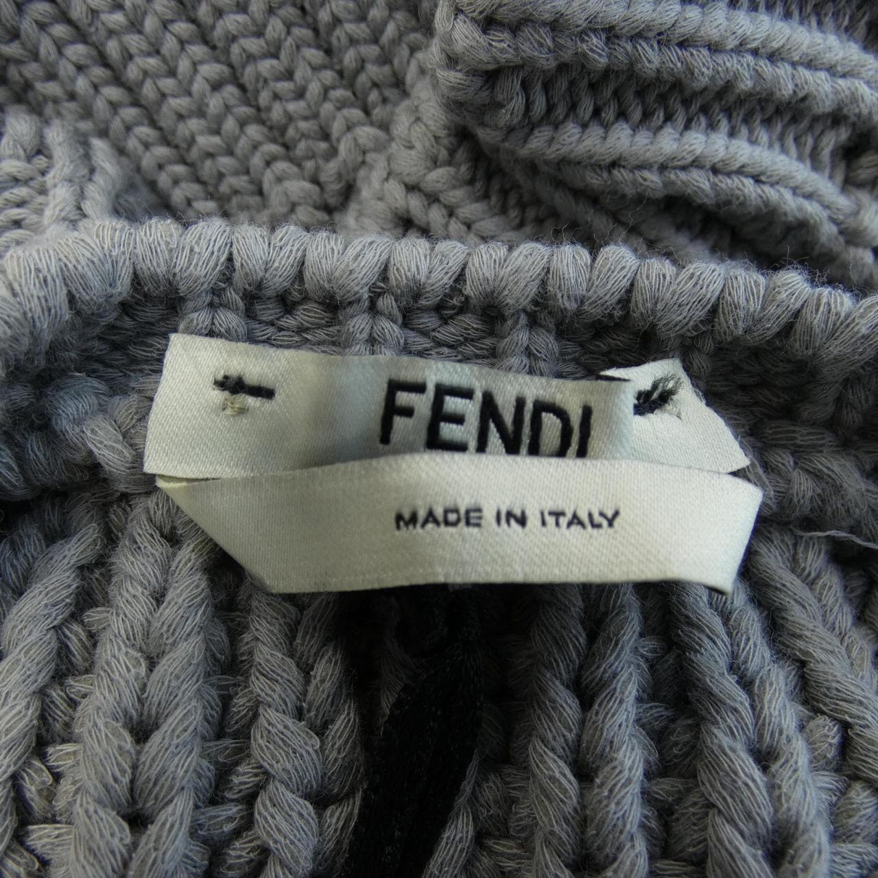 フェンディ FENDI トップス