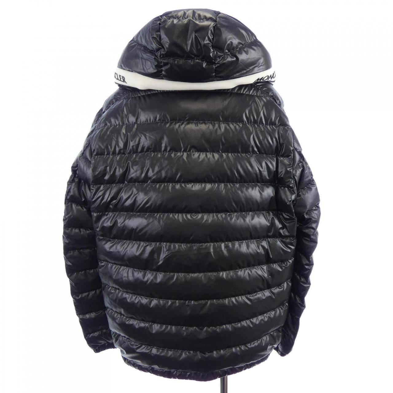 モンクレール MONCLER CORNOUR ダウンジャケット