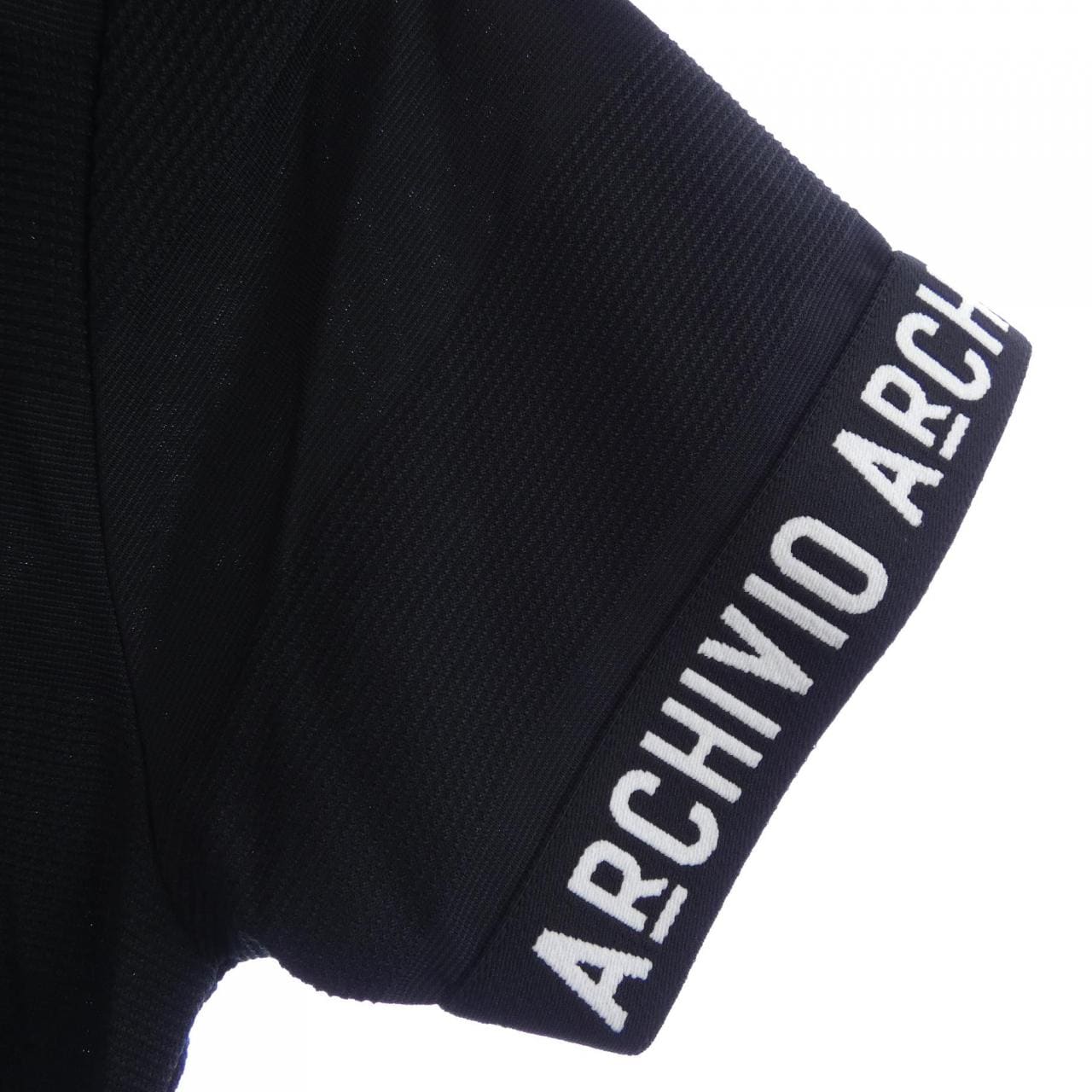 アルチビオ ARCHIVIO トップス