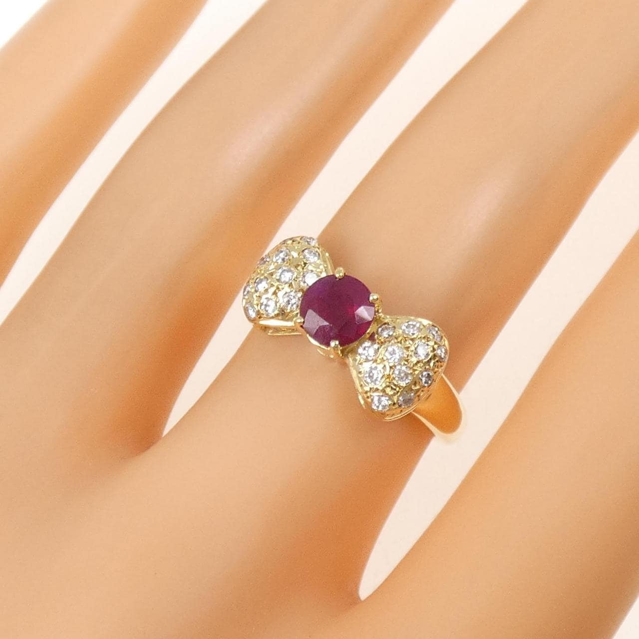 K18YG リボン ルビー リング 0.771CT