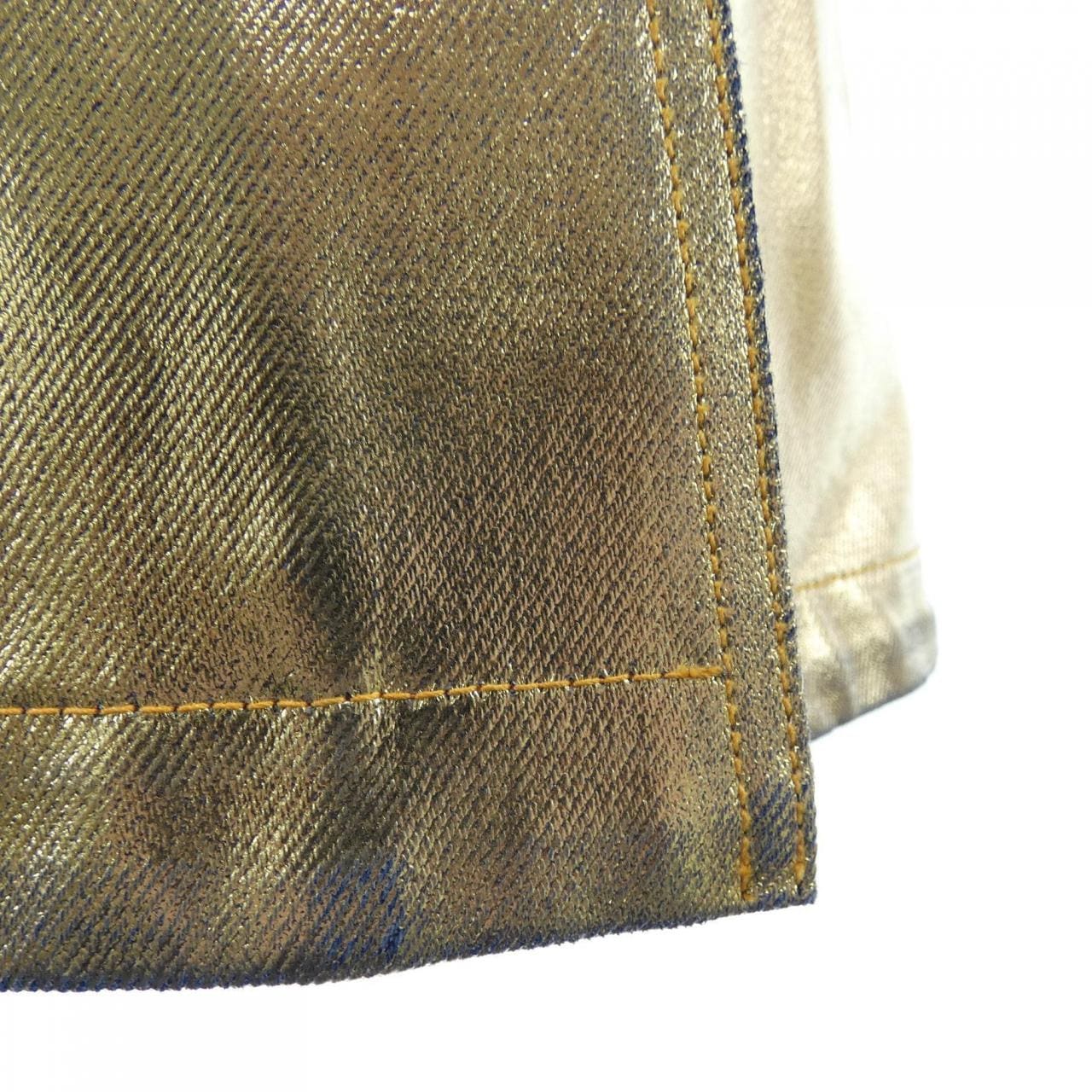 ルイヴィトン LOUIS VUITTON ゴールデンAラインミニスカート FOSK26GM1 スカート