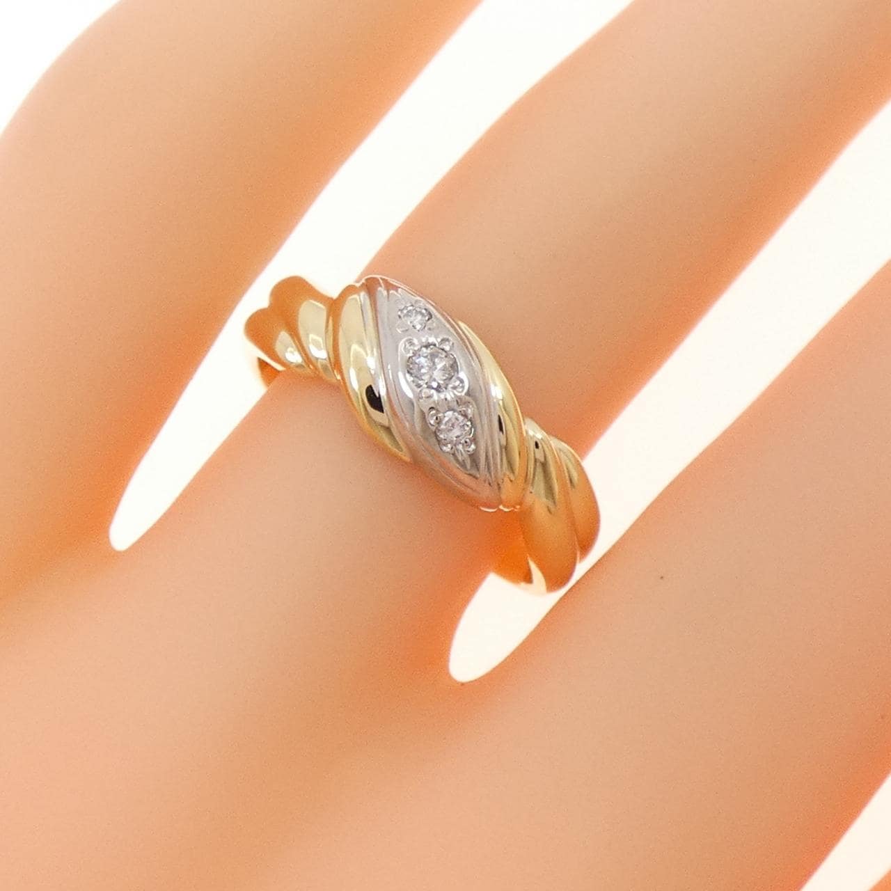 K18YG/PT900 ダイヤモンド リング 0.06CT