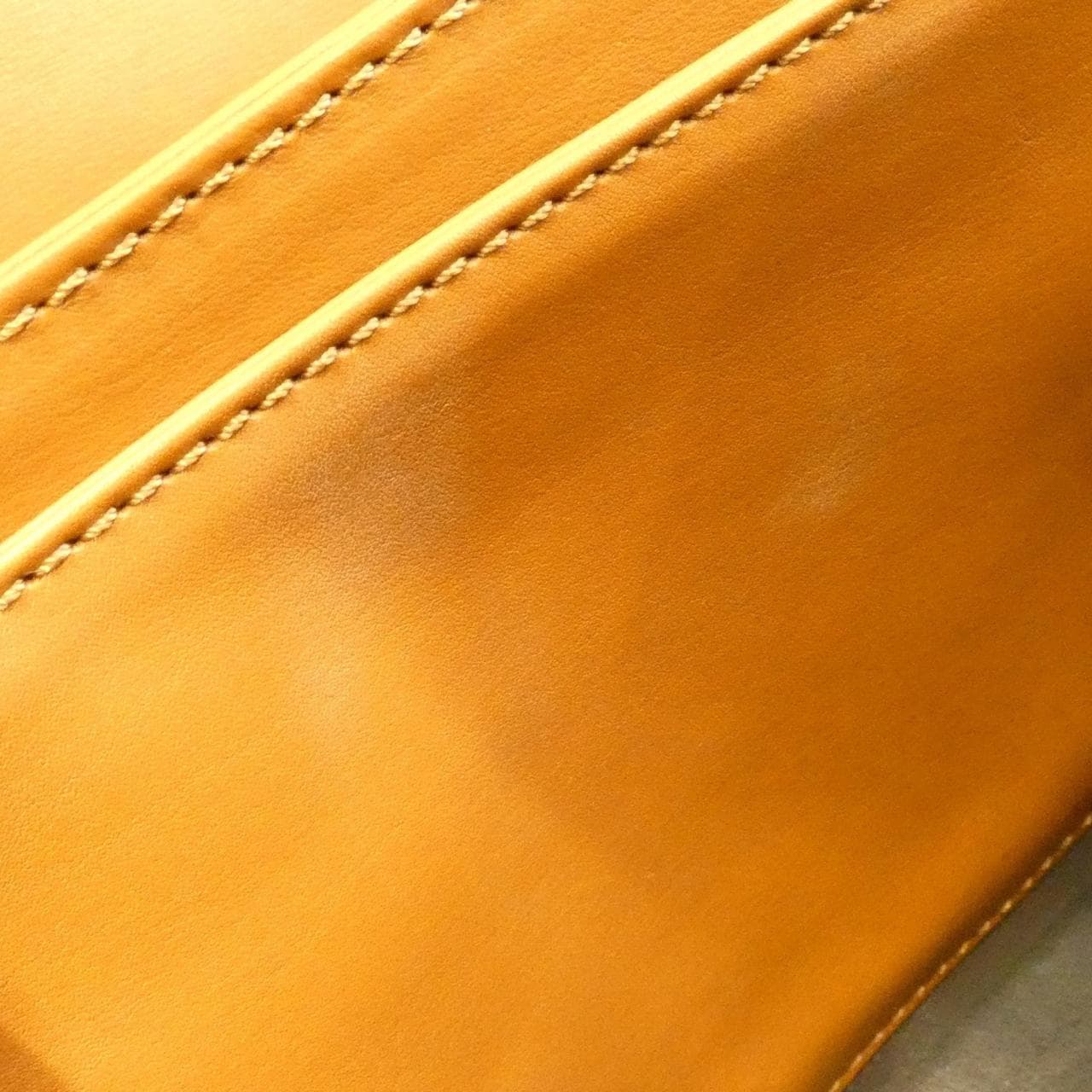 ロエベ バルセロナ 302 74MM15 ショルダーバッグ