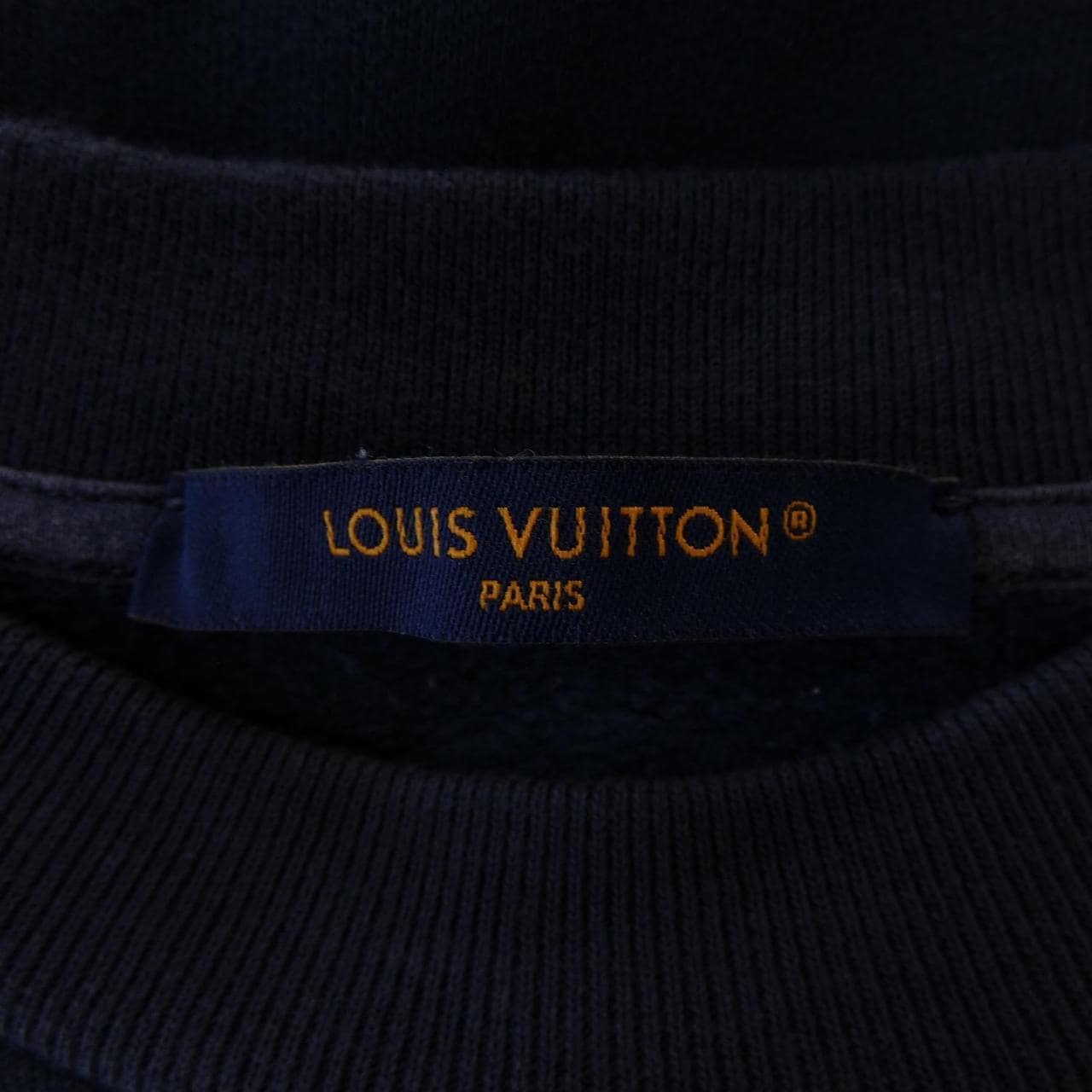 ルイヴィトン LOUIS VUITTON LVバタフライクルーネックスウェットシャツ HOY13WIHN スウェット