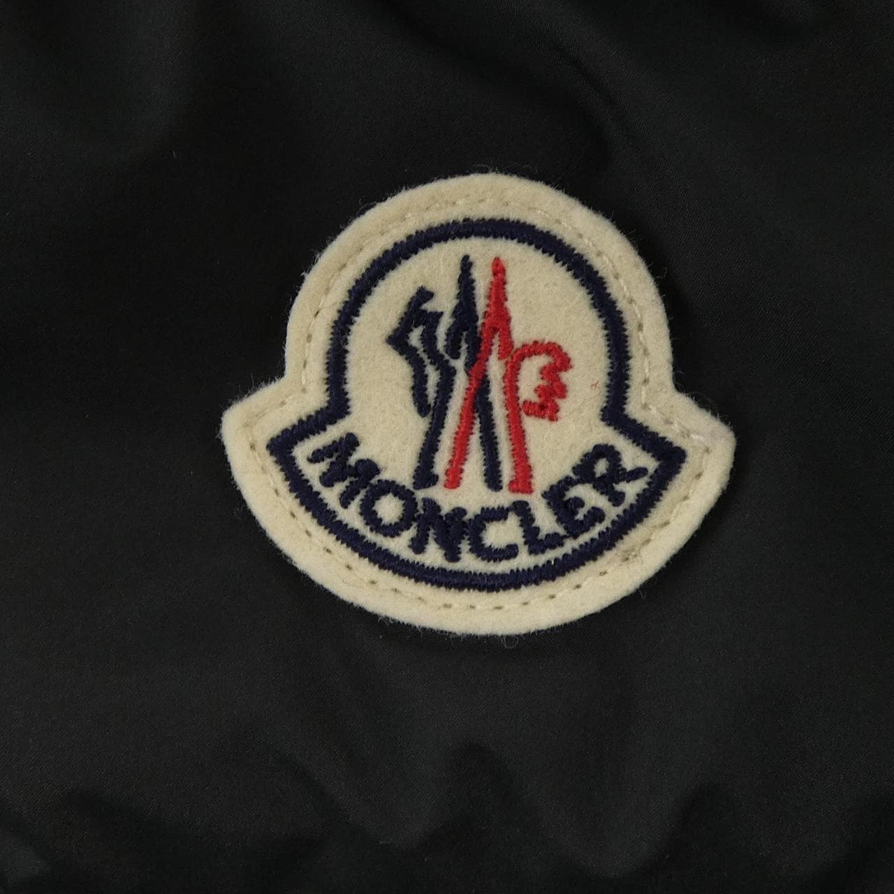 【新品】モンクレール MONCLER CONTRIN ダウンベスト
