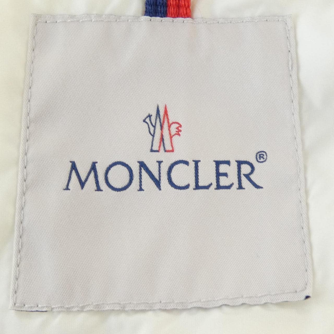 モンクレール MONCLER NESEA ダウンジャケット
