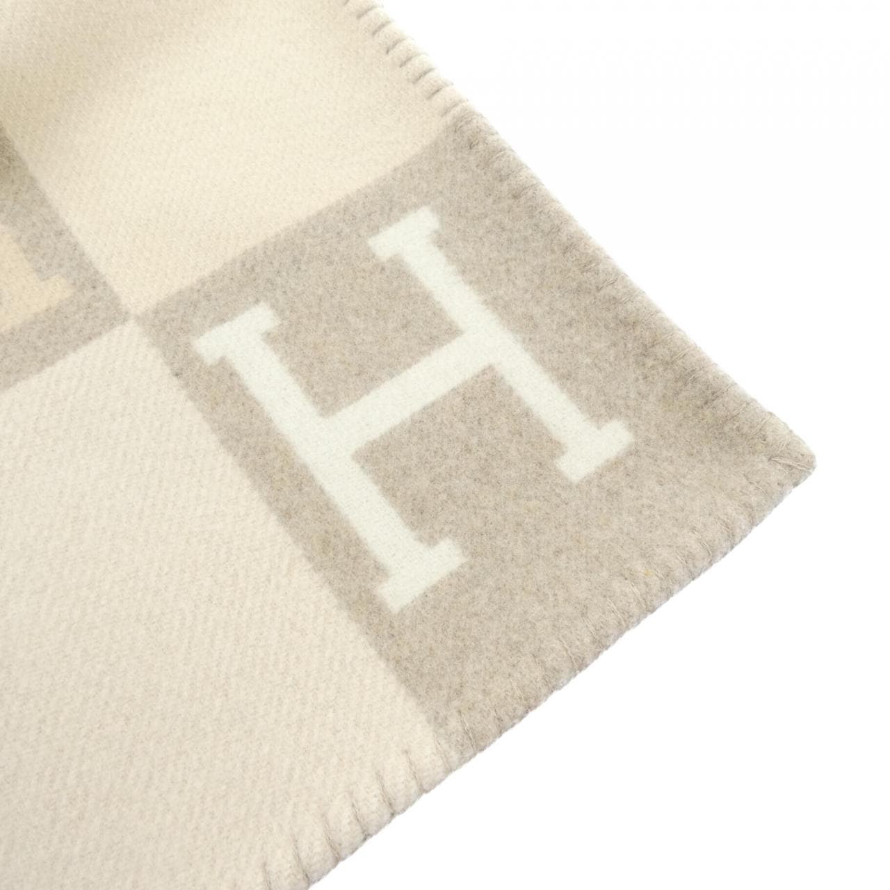 エルメス HERMES アヴァロンⅢ H102665M ブランケット