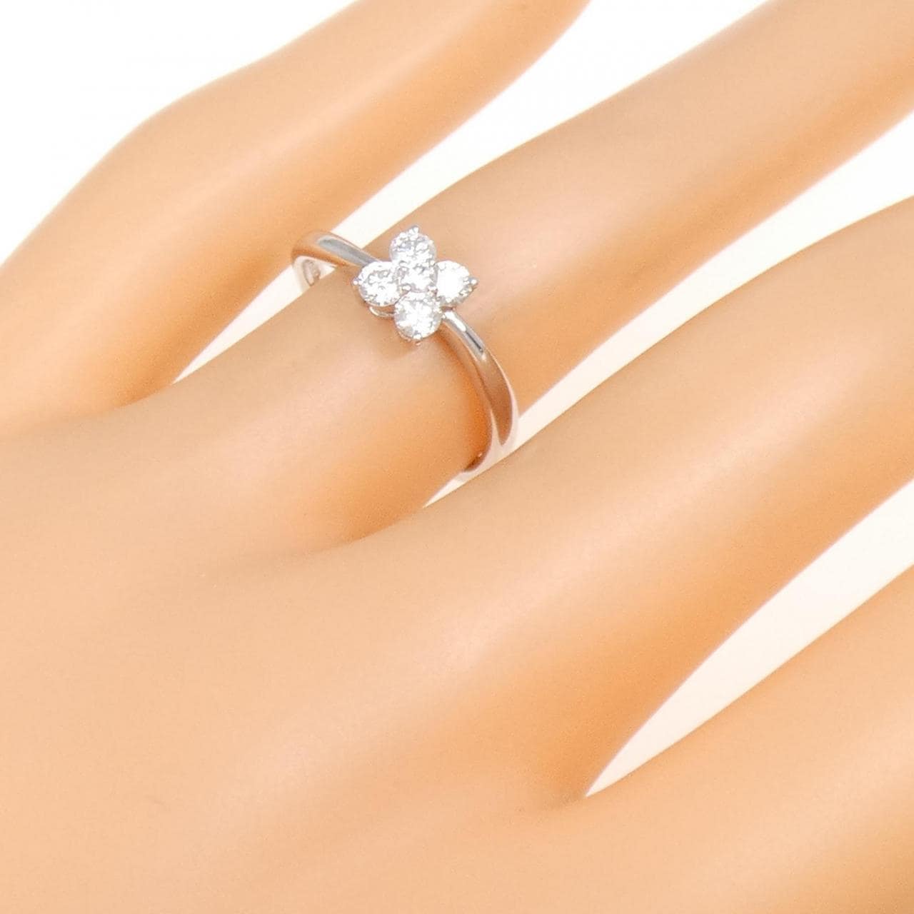 PT フラワー ダイヤモンド リング 0.30CT