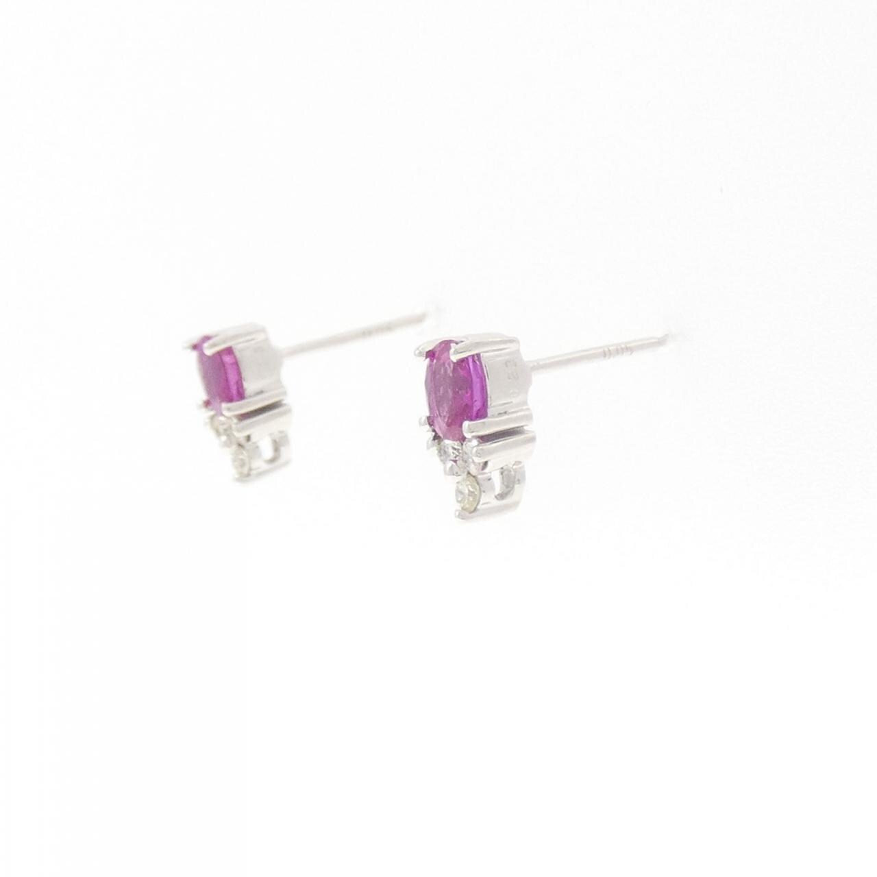 K18WG红宝石耳钉0.46CT