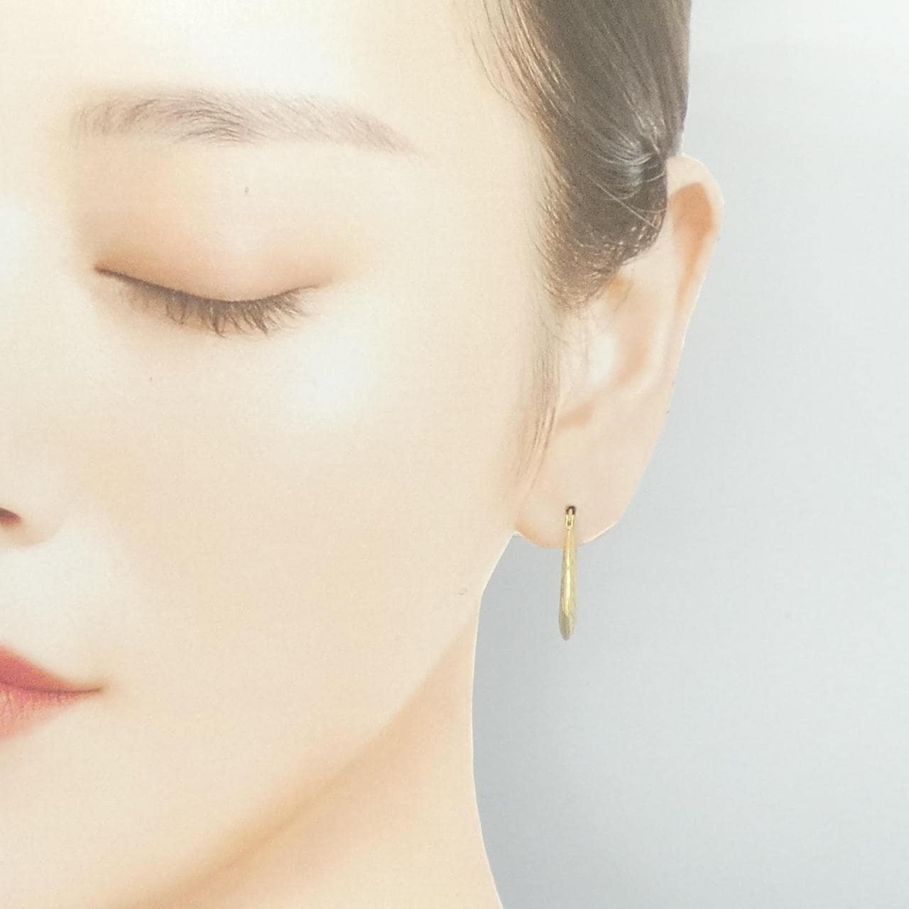 ウノアエレ 750YG ピアス