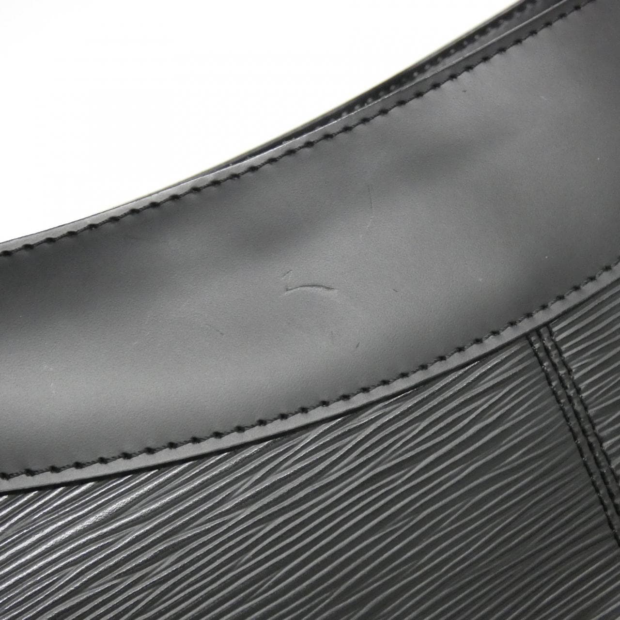 ルイヴィトン エピ テュレン PM M59282 ショルダーバッグ