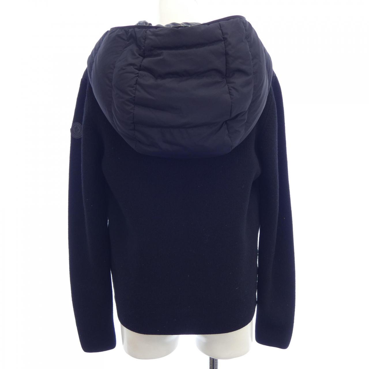 モンクレール MONCLER ダウンジャケット