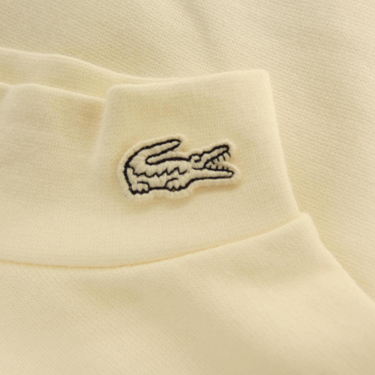 ラコステ LACOSTE トップス