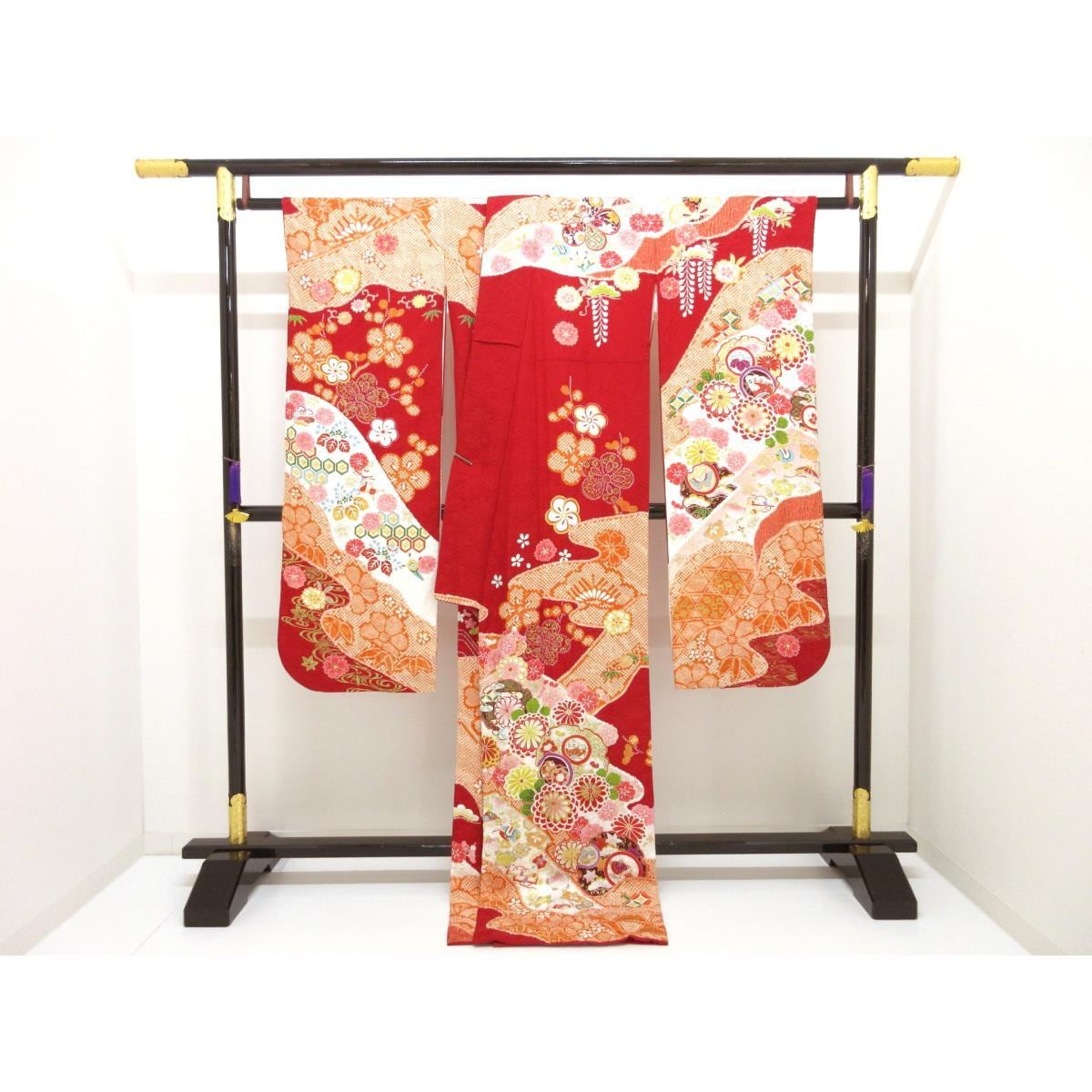 振袖　友禅金彩加工　刺繍入り絞り加工