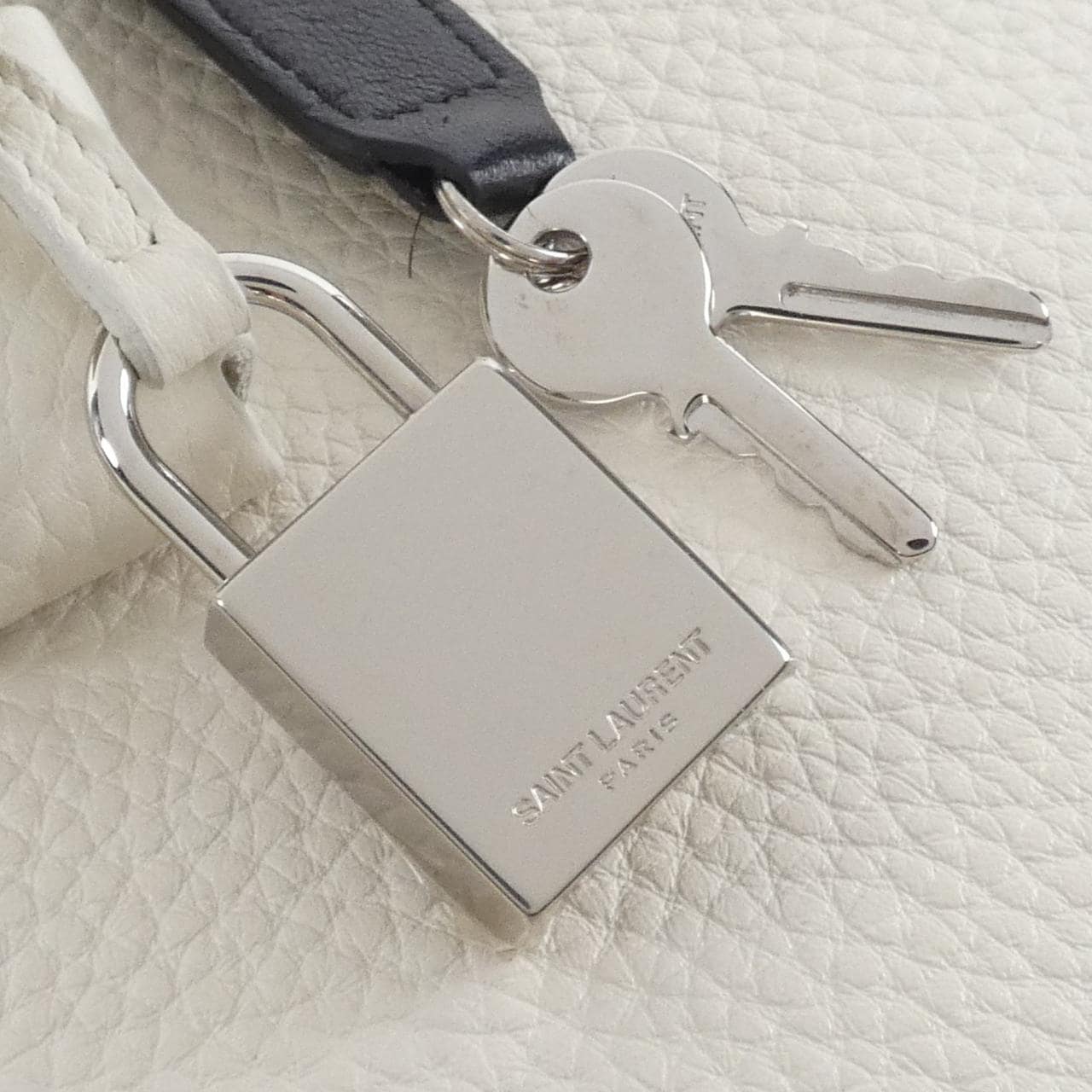 サンローラン ベイビー サック ド ジュール 377183 BPW0N バッグ