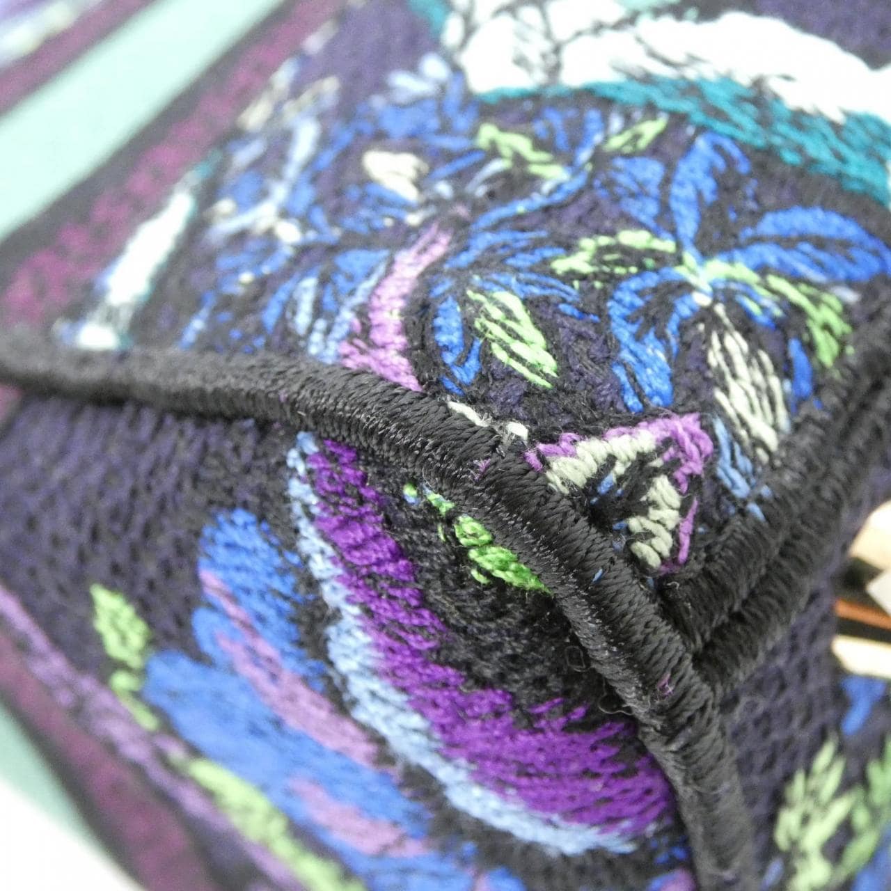 クリスチャンディオール TOILE DE JOUY VOYAGE レディ D-ライト ミディアム M0565OEUP バッグ