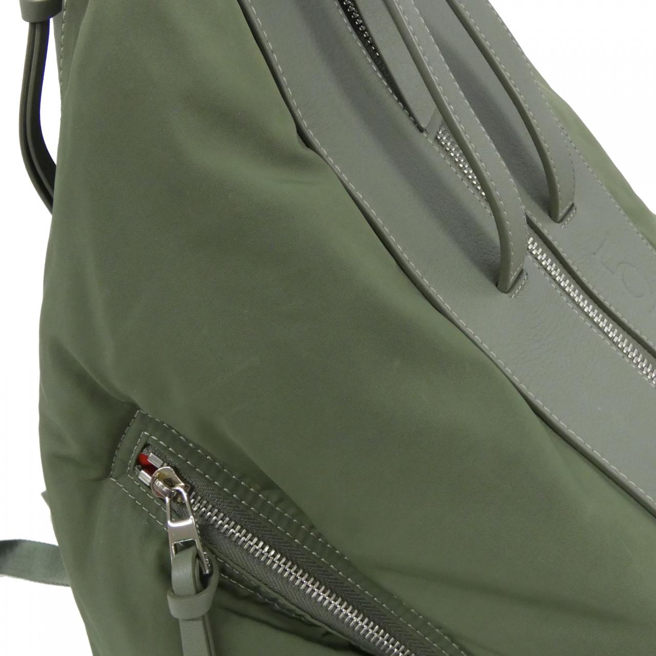 ロエベ コンバーチブル バックパック B777W36X02 リュックサック