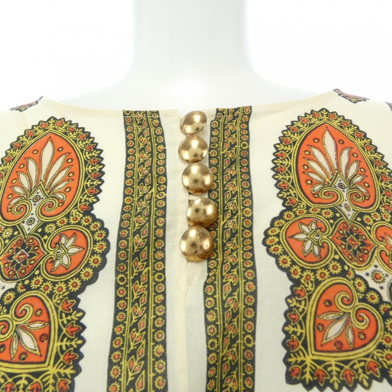 グッチ GUCCI 621037 ZAET1 ポンチョ