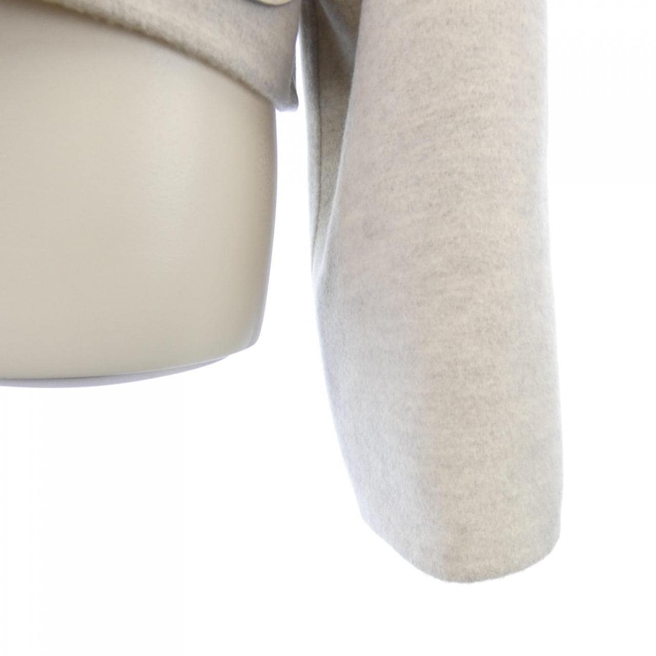 FENDI FJ7306 MW18 夾克