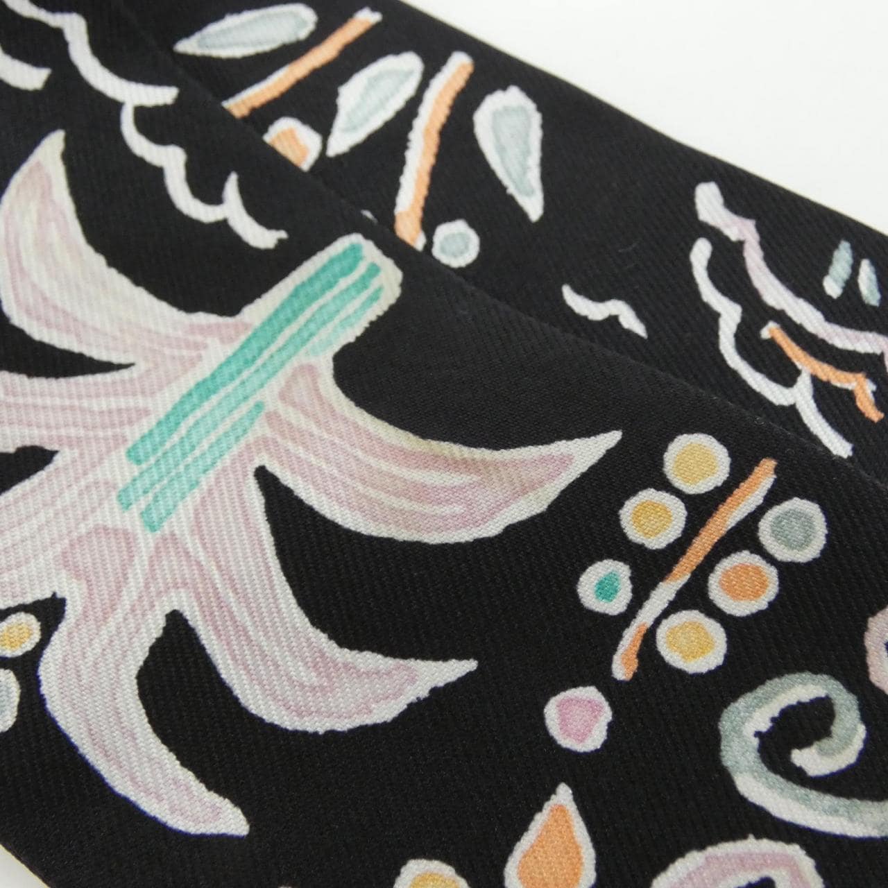 エルメス ISOLA DI PRIMAVERA ツイリー 063755S スカーフ